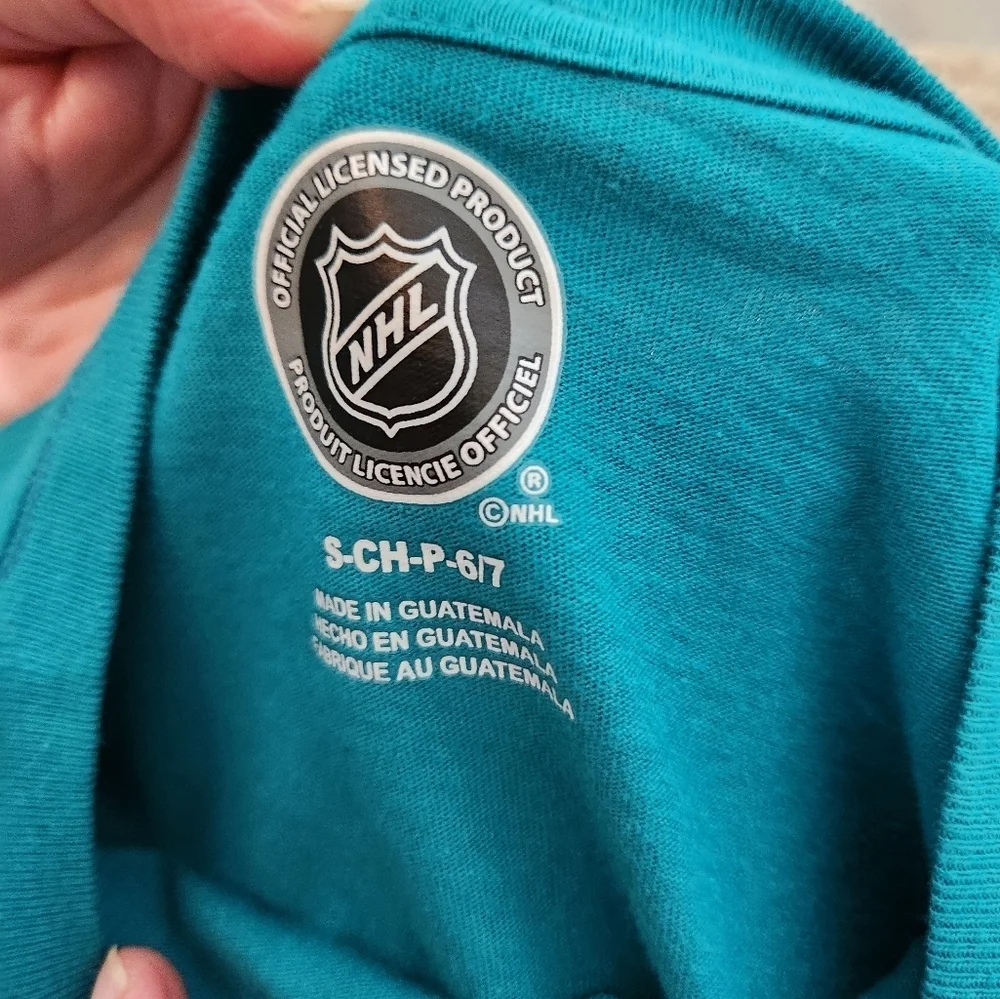 NHL Sharks Kid's T-Shirt - S (6/7)